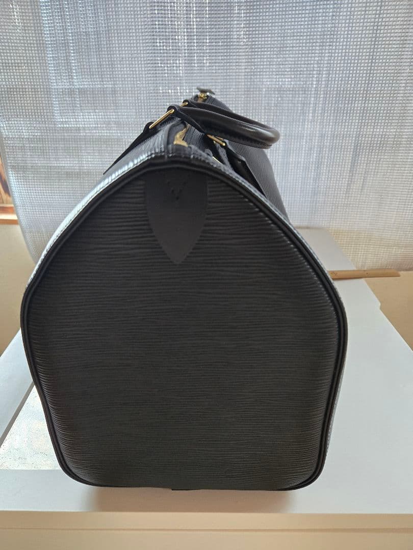 美品　ルイヴィトン　エピボストンバックルイヴィトン