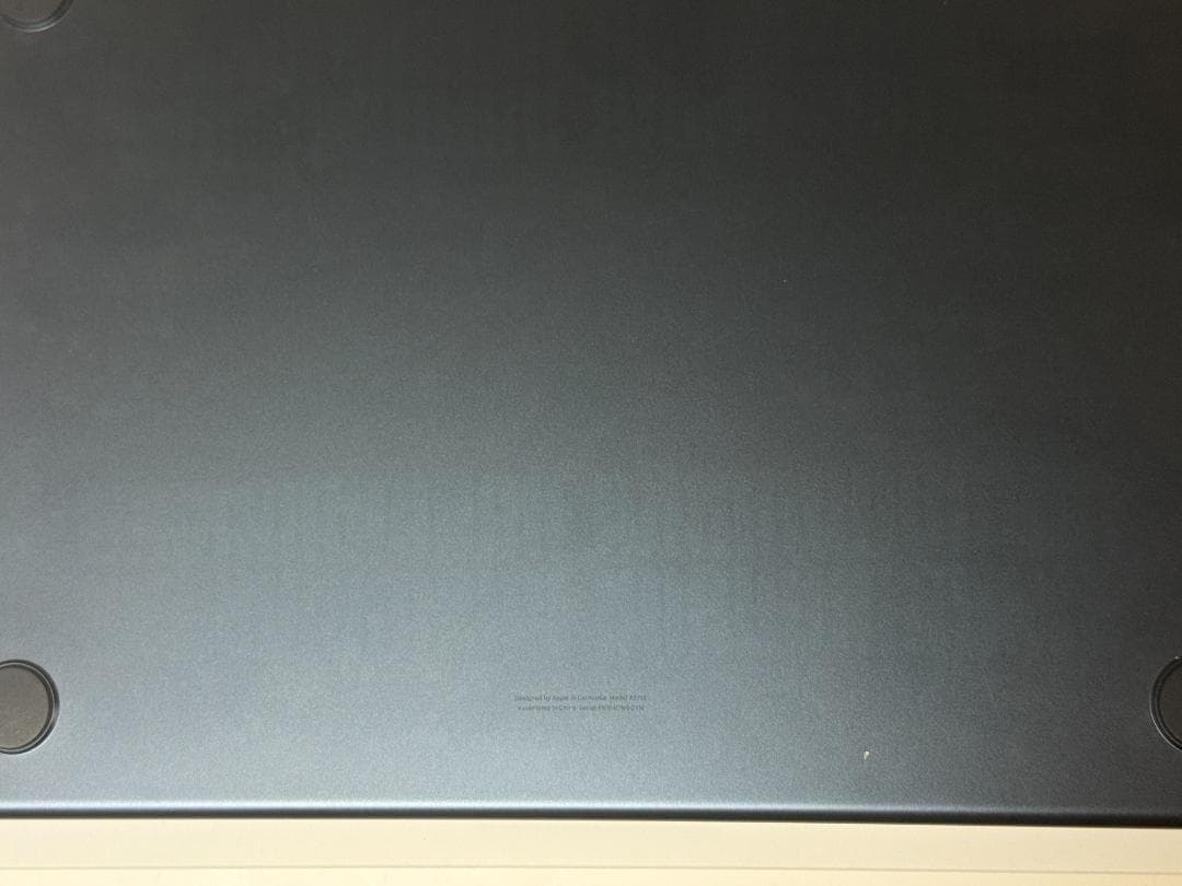 M3チップ搭載13インチMacBook Air - ミッドナイト