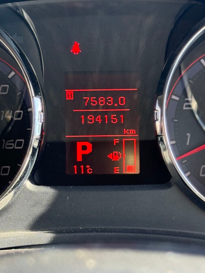 A*様 三菱　デリカD:5