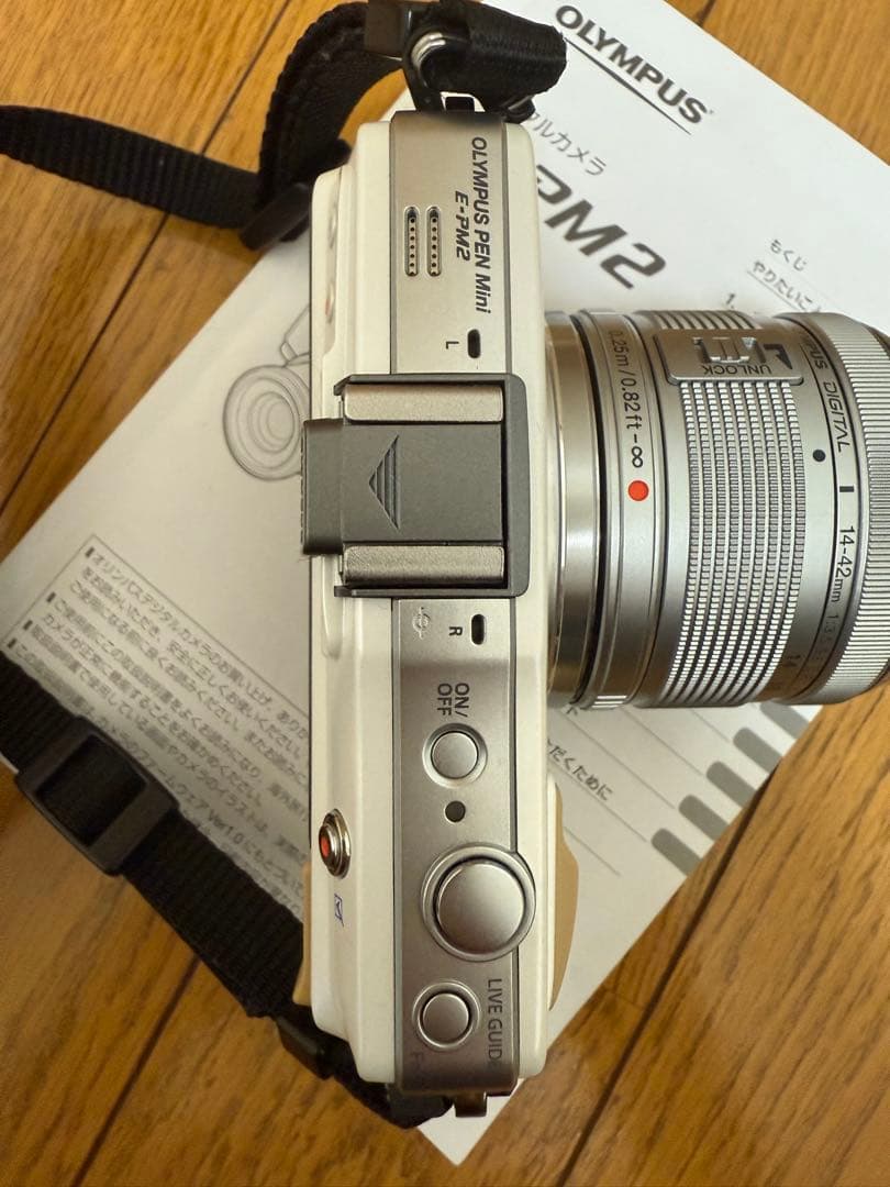 OLYMPUS E-PM2 レンズキット シャッター回数1662回