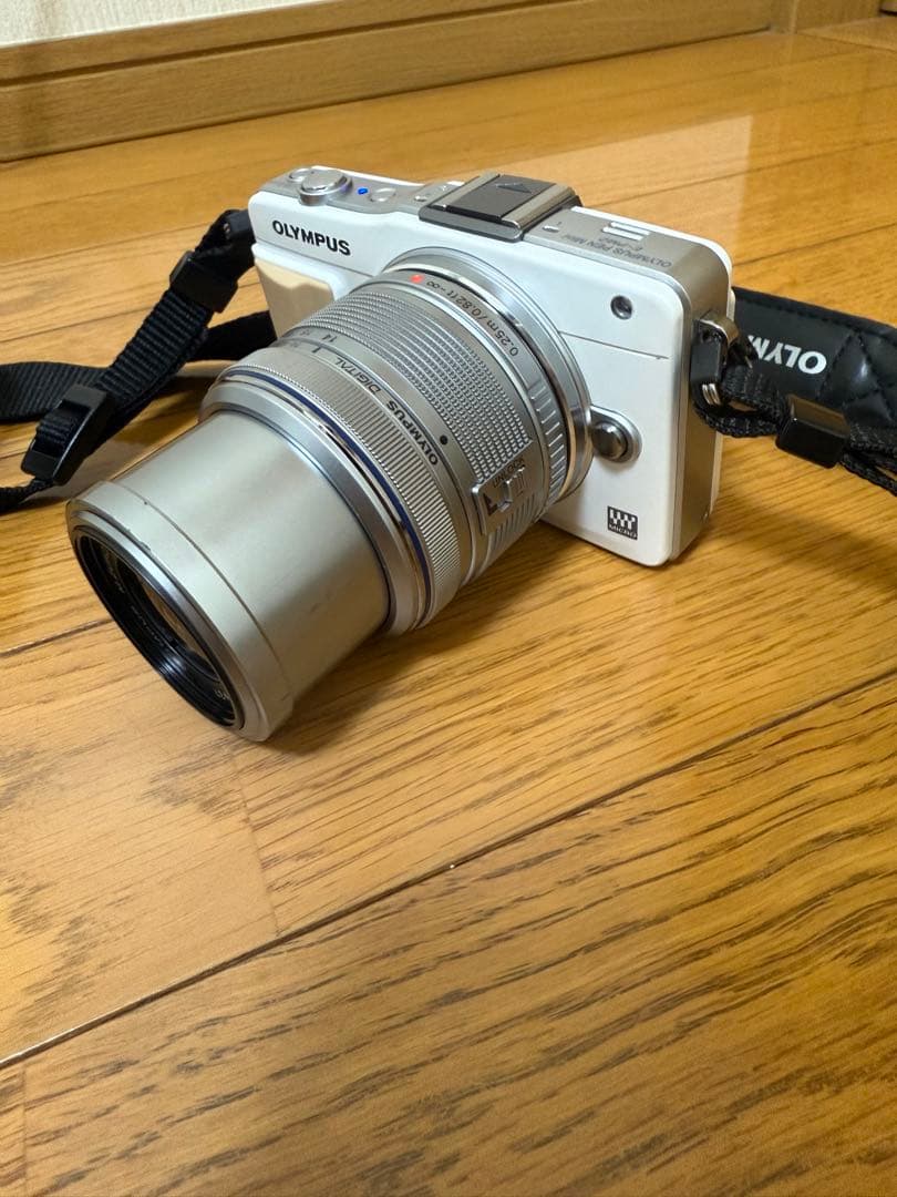 OLYMPUS E-PM2 レンズキット シャッター回数1662回