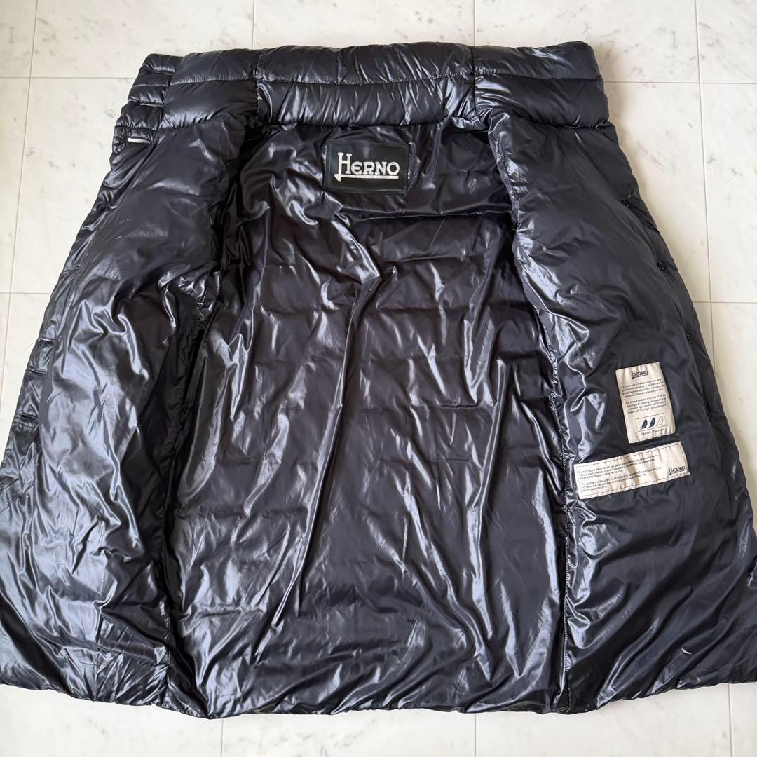 人気 ヘルノ HERNO ボトルネックダウンコート ブラック