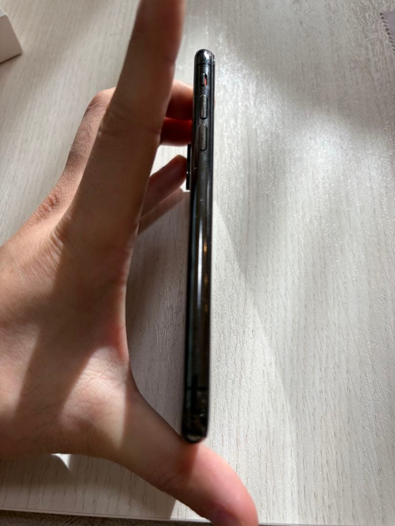 iPhone XS 64GBスペースグレイ