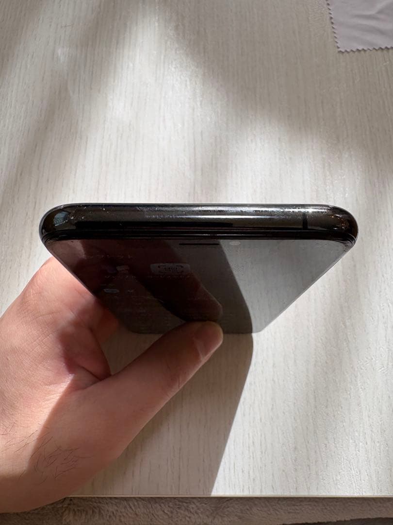 iPhone XS 64GBスペースグレイ