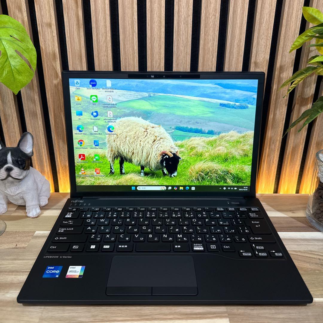 LTE 2023年モデル‼️LIFEBOOK☘13.3インチ☘️軽量ノートパソコン