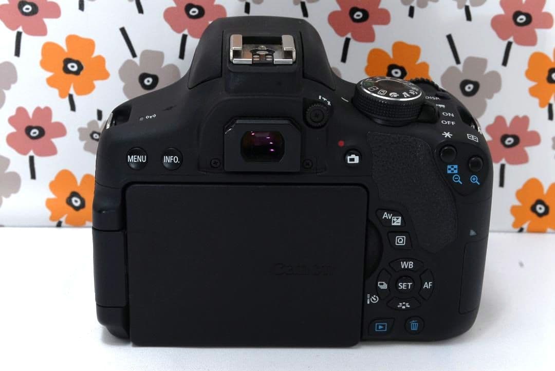 ❤Canon Kiss X8i❤Wi-Fi転送❤超望遠レンズ❤美品❤本格一眼レフ