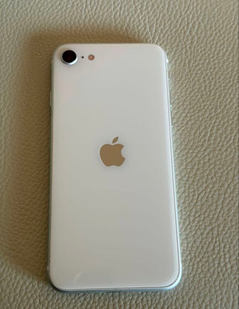 Apple iPhone SE2 128GB（第2世代）スターライト