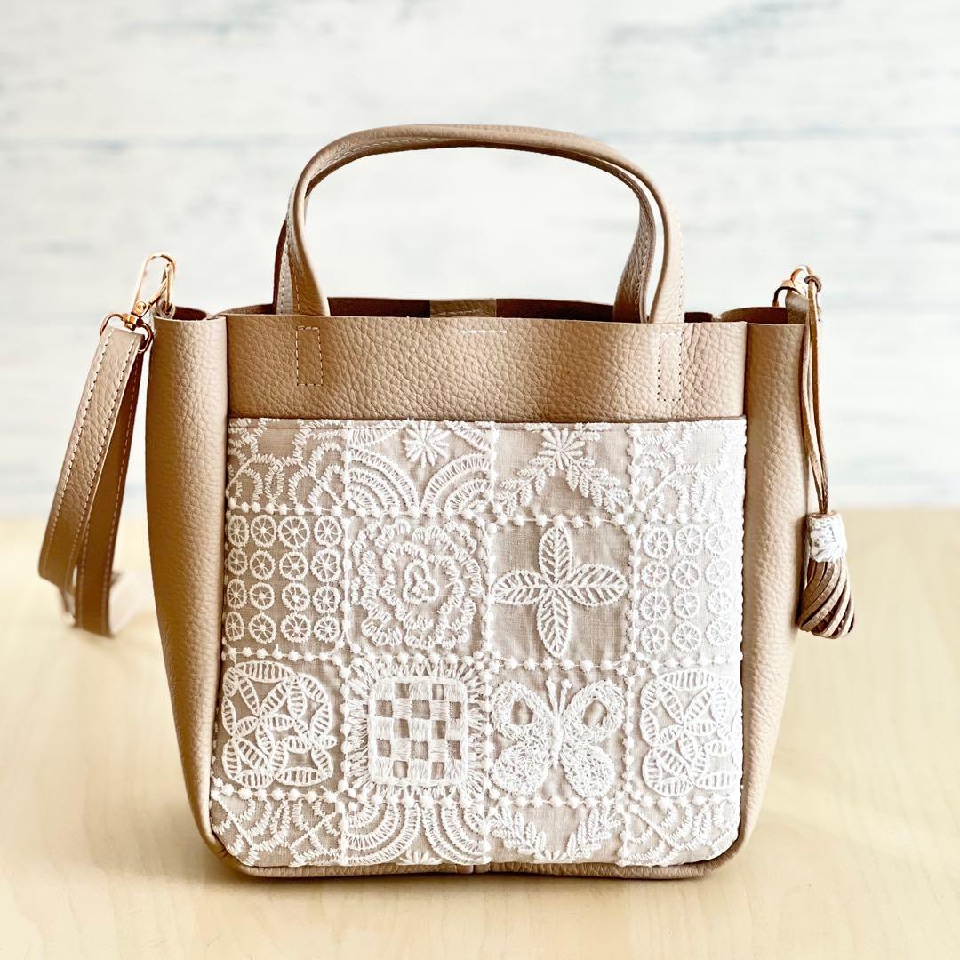 トート型本革ショルダーバッグ TB602-023