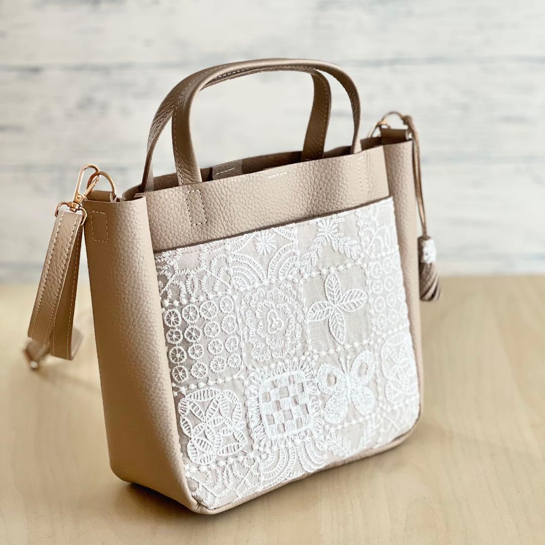 トート型本革ショルダーバッグ TB602-023