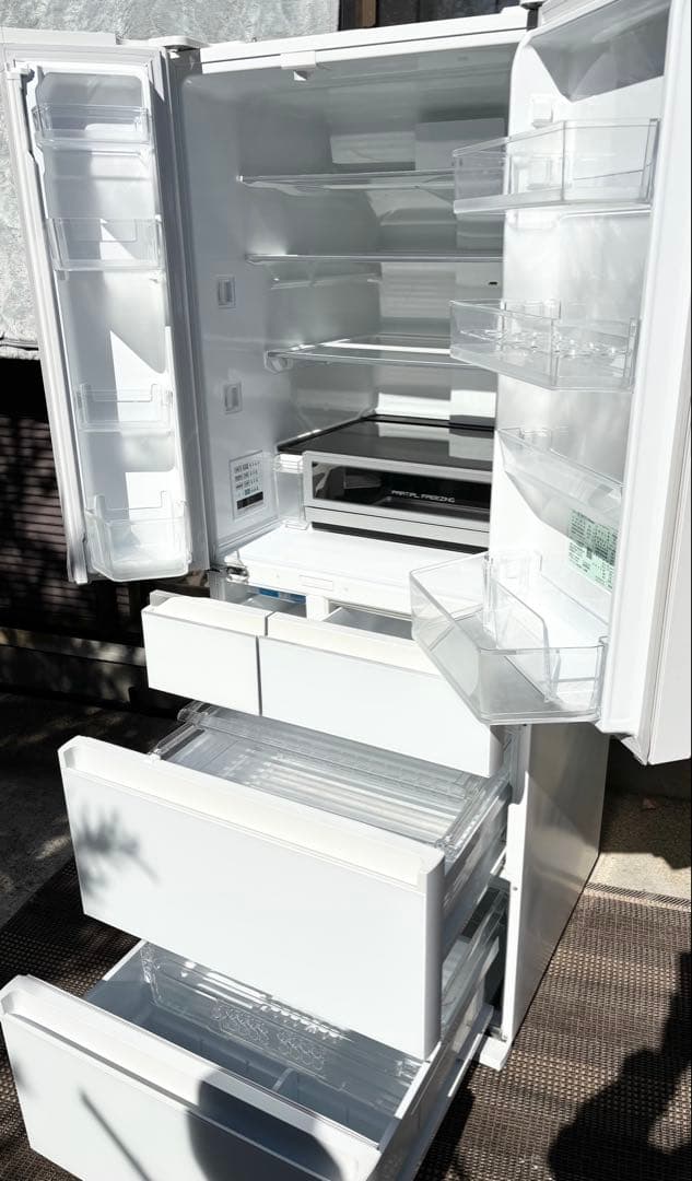 値下げしました❗️パナソニック パーシャル搭載　600L NR-F606WPX-W