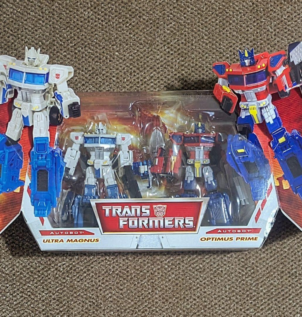 未開封　海外版トランスフォーマー　オプティマスプライム ＆ ウルトラマグナス