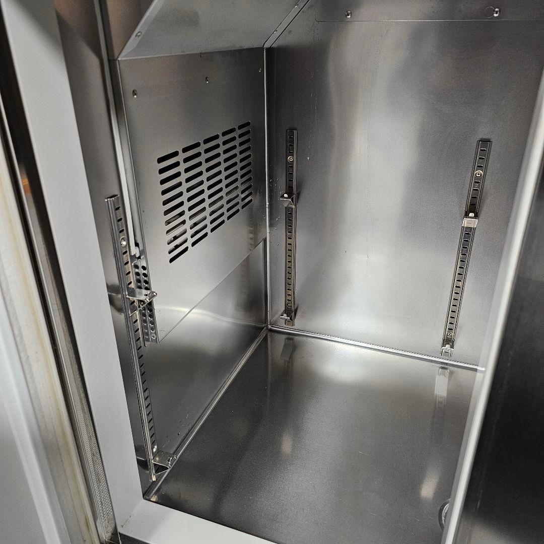 テーブル形冷凍庫 237L 4061SS-EC