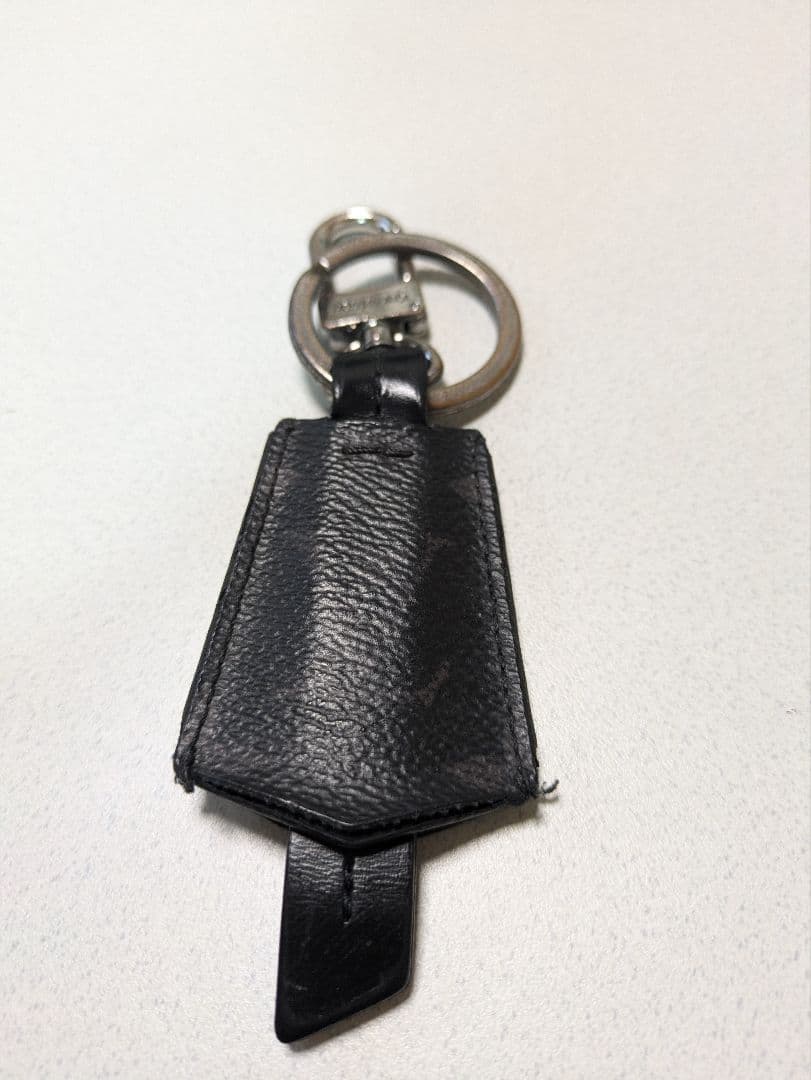 ルイ・ヴィトン キーホルダー 黒 レザー