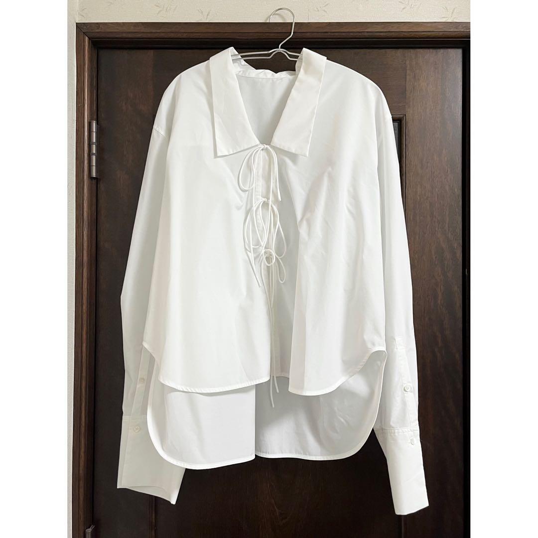 ADAM ET ROPÉ ホワイトシャツ