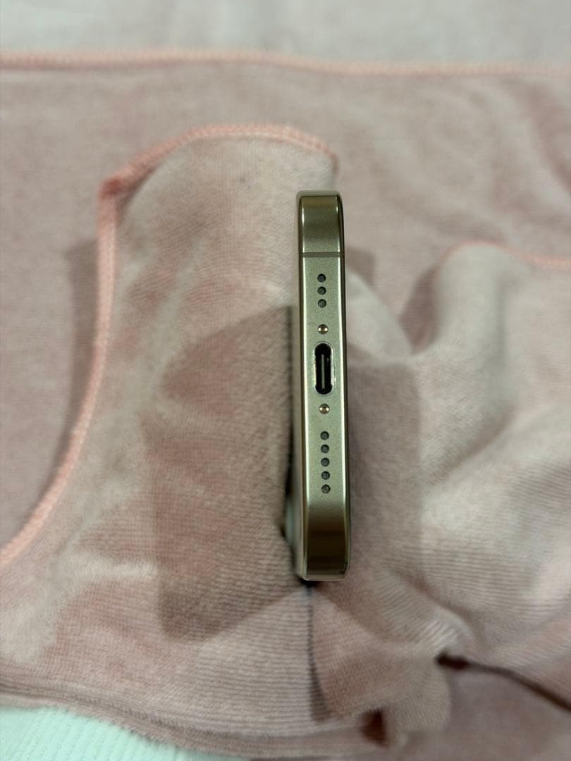 Apple iPhone 16Pro 258 SIMフリー