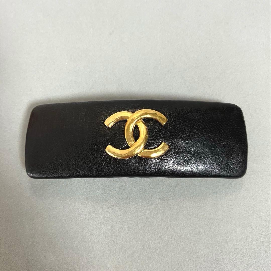 CHANEL シャネル レザー バレッタ ココマーク 箱付き