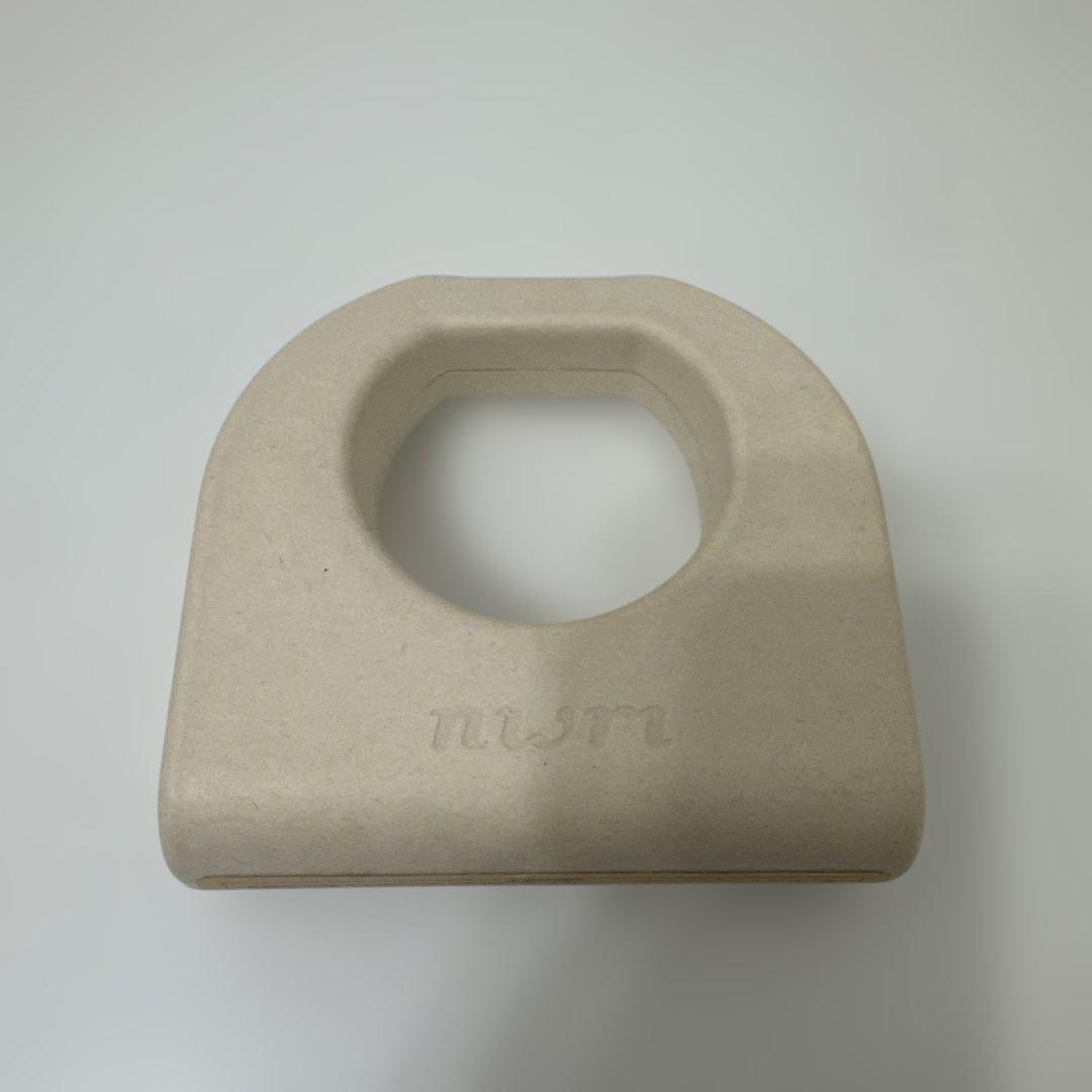 即日発送【お値下げ中】ワイヤレスイヤホン収納ケース付き　ほぼ新品