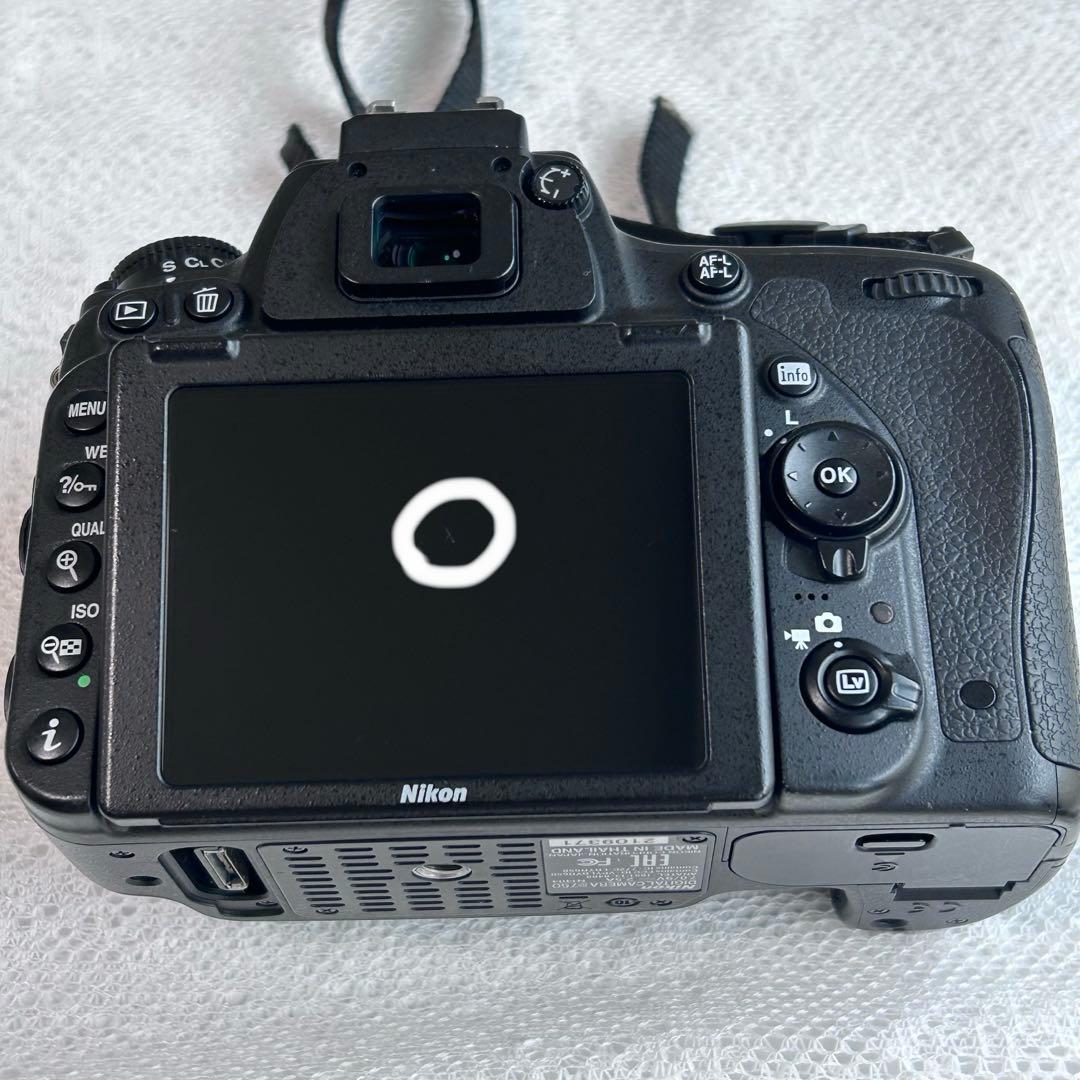 Nikon D750 一眼レフカメラ 本体　縦グリップ付き