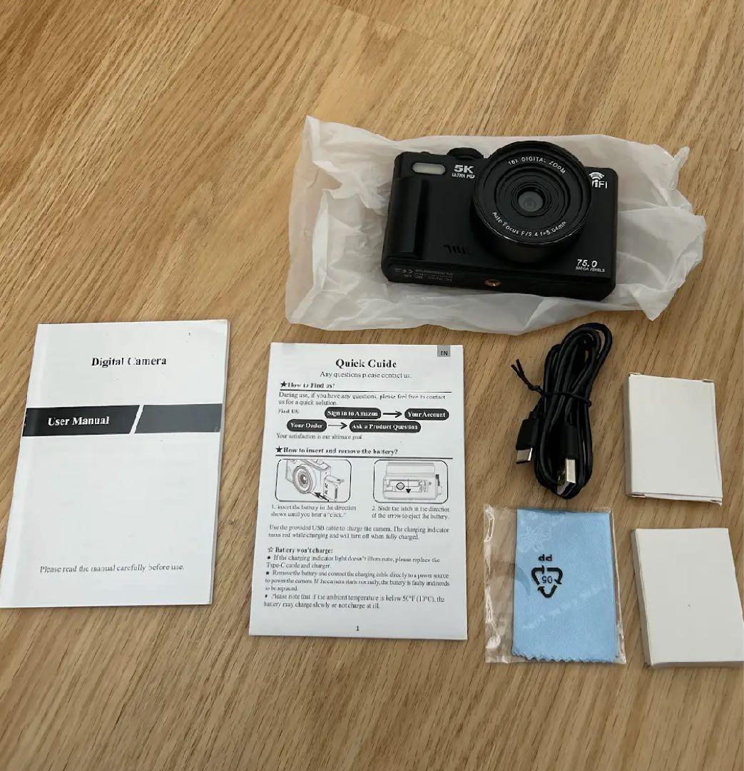 新品未使用 デジカメ デジタルズーム 180度回転画面 AFオートフォーカス