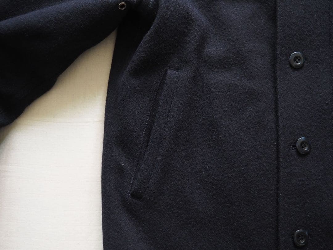 A.P.C. ネイビー ウールボア襟ジャケット