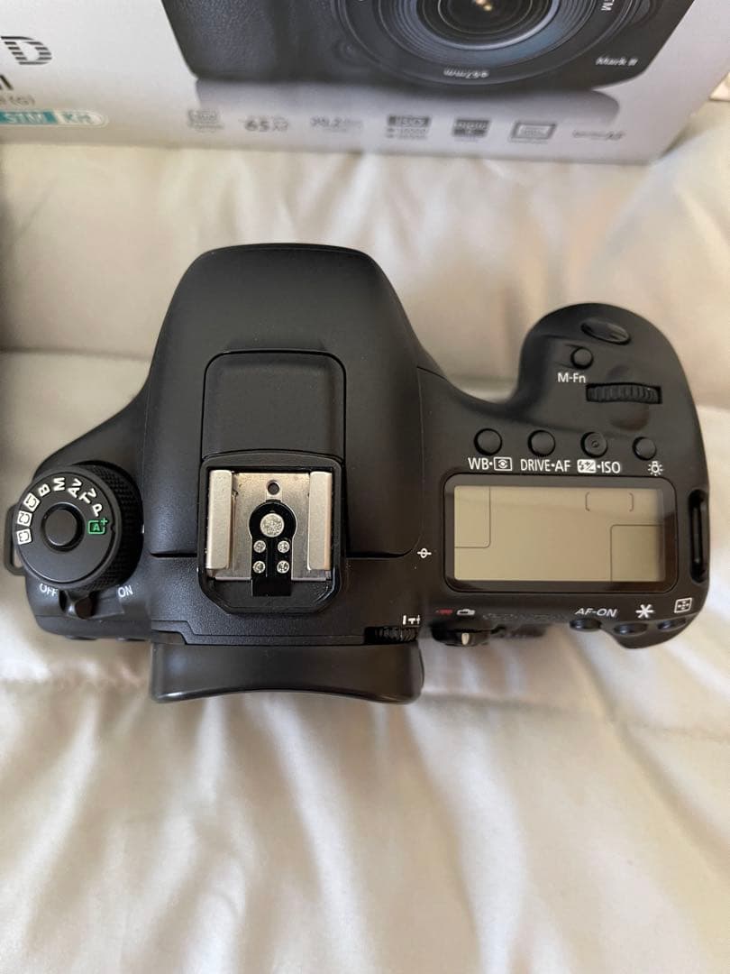 デジタルカメラ Canon EOS 7D Mark II EF-S 18-135 IS STM