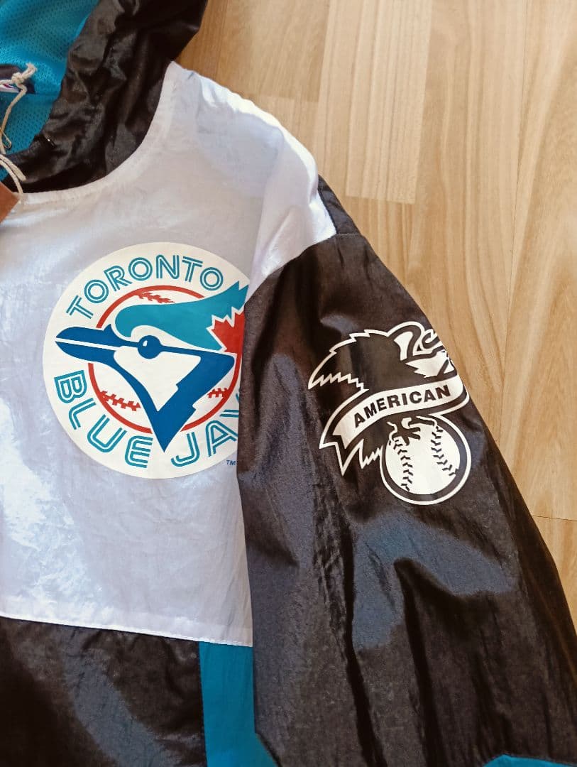 ミッチェルアンドネス MLB トロント ブルージェイズ フード付きジャケットXL
