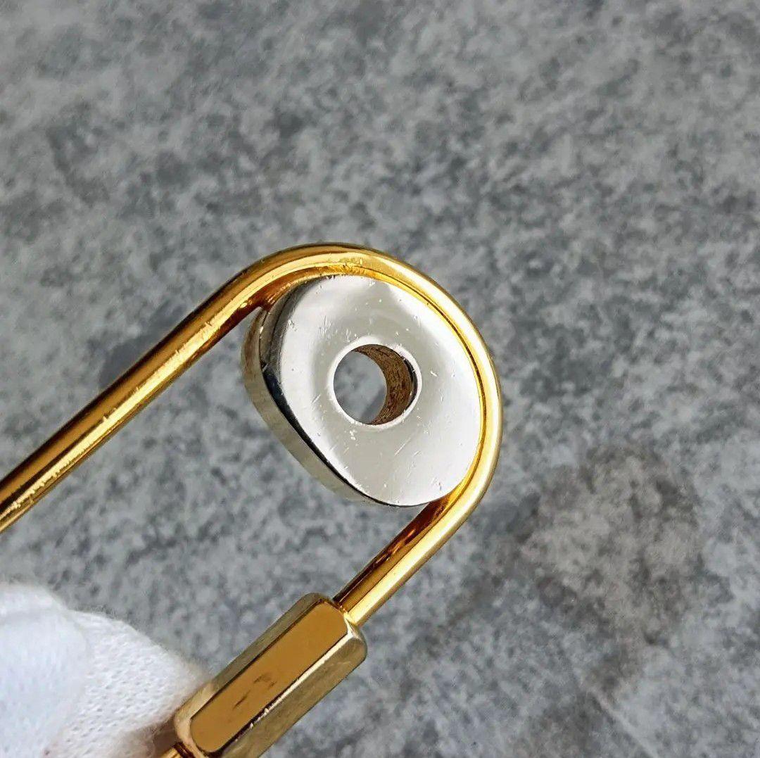 美品【LOEWE ロエベ】カデナ 南京錠 パドロック ☘バッグのアクセントに☘