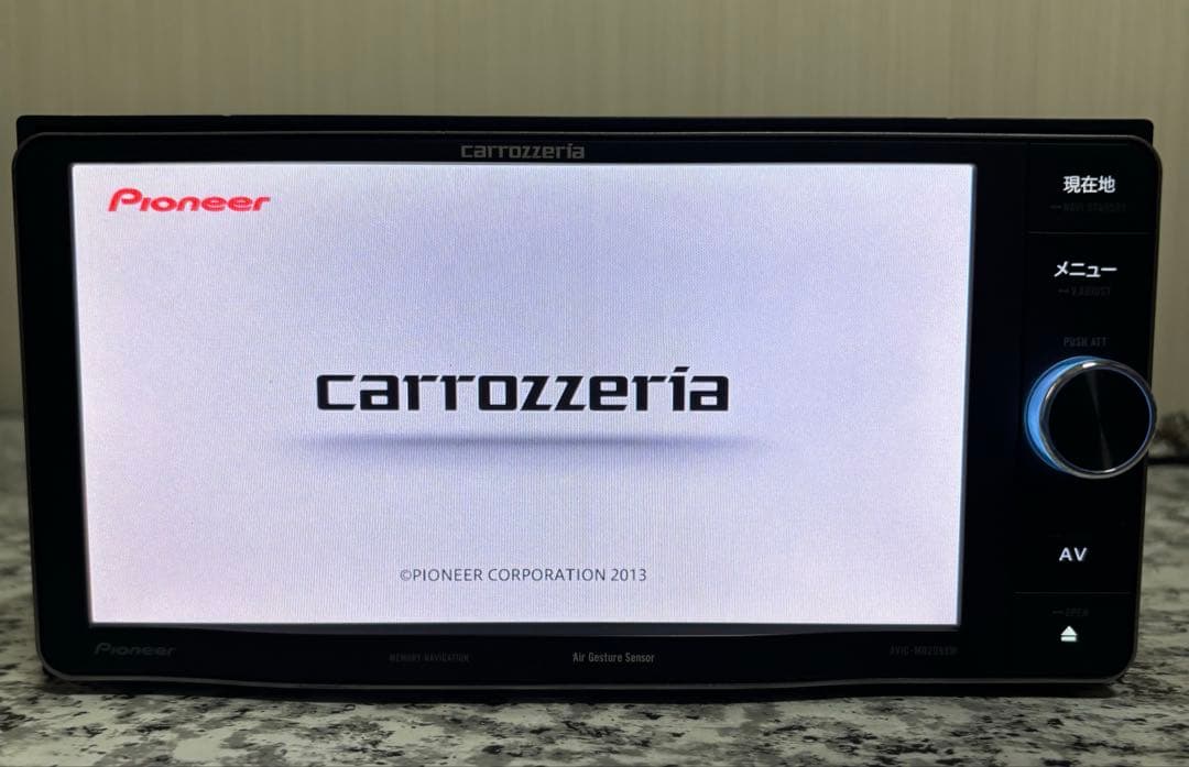 カーナビ AVIC-MRZ099W