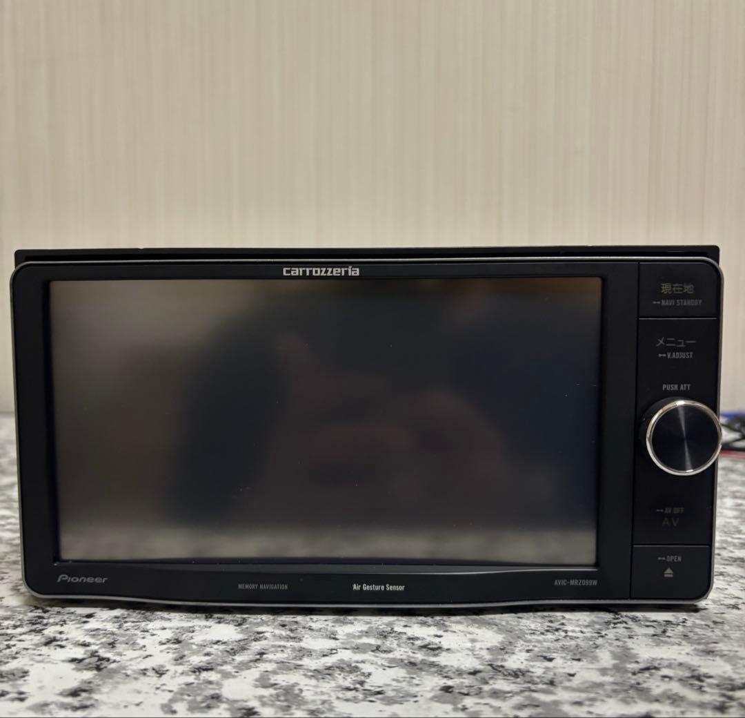 カーナビ AVIC-MRZ099W