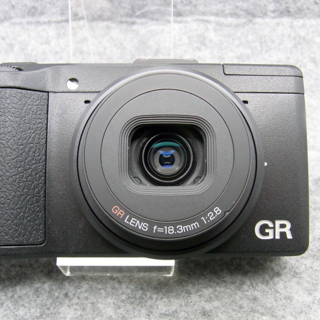 RICOH GR 　APS-C　 少ないショット数