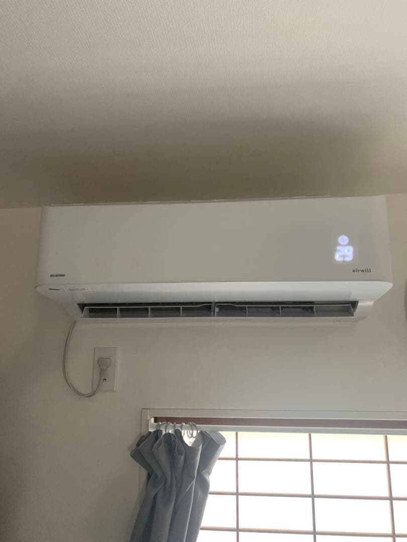 値下げ！セット価格34,000　アイリスオーヤマ エアコン IAF-2205GF