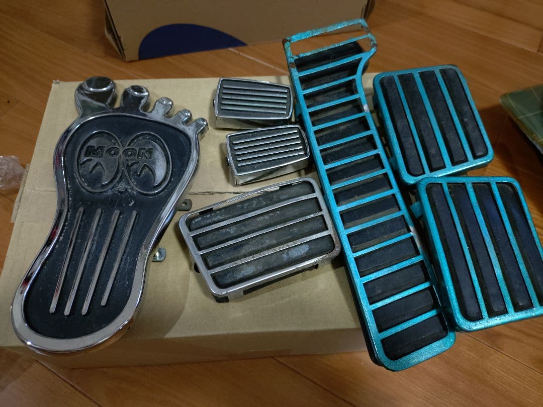 ムーンアイズパーツ