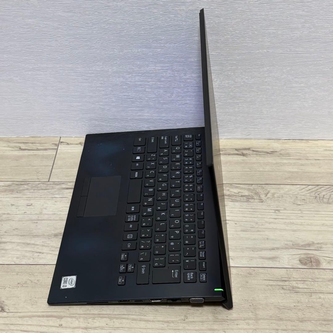 第10世代i3 8GB VAIO Pro PK VJPK13C11N FHD