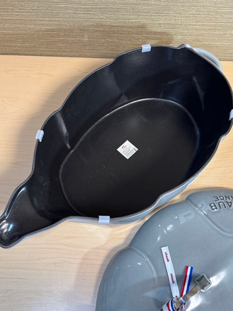 STAUB 牛型 鍋 グレー 希少　レア　37cm 40509-515