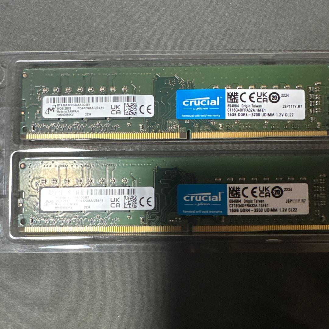 Crucial 16GB×2枚DDR4 3200MHz メモリ