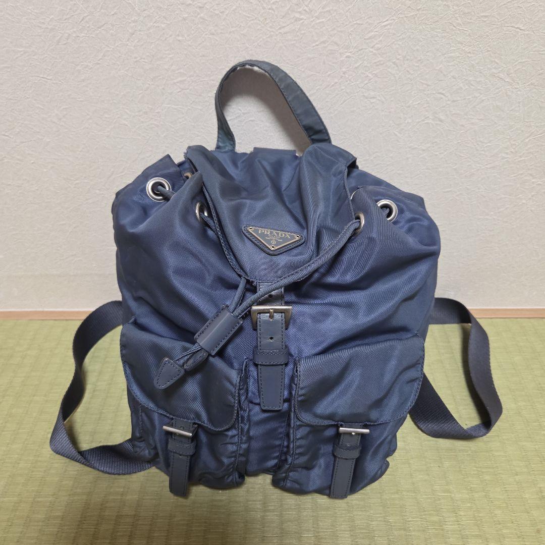 【美品】プラダ PRADA ミニリュック ナイロン レザー 三角ロゴ 紺色
