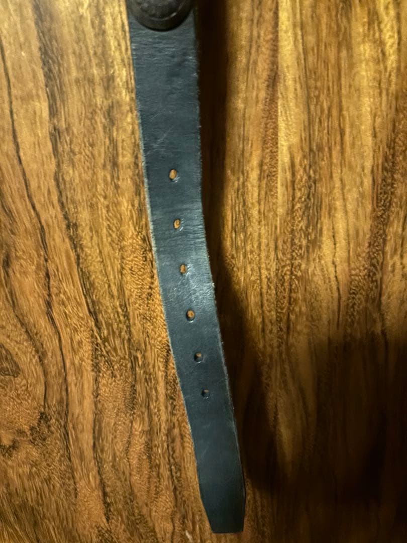 77ブラックミーンズ濃紺レザーベルト メタルボタン付き