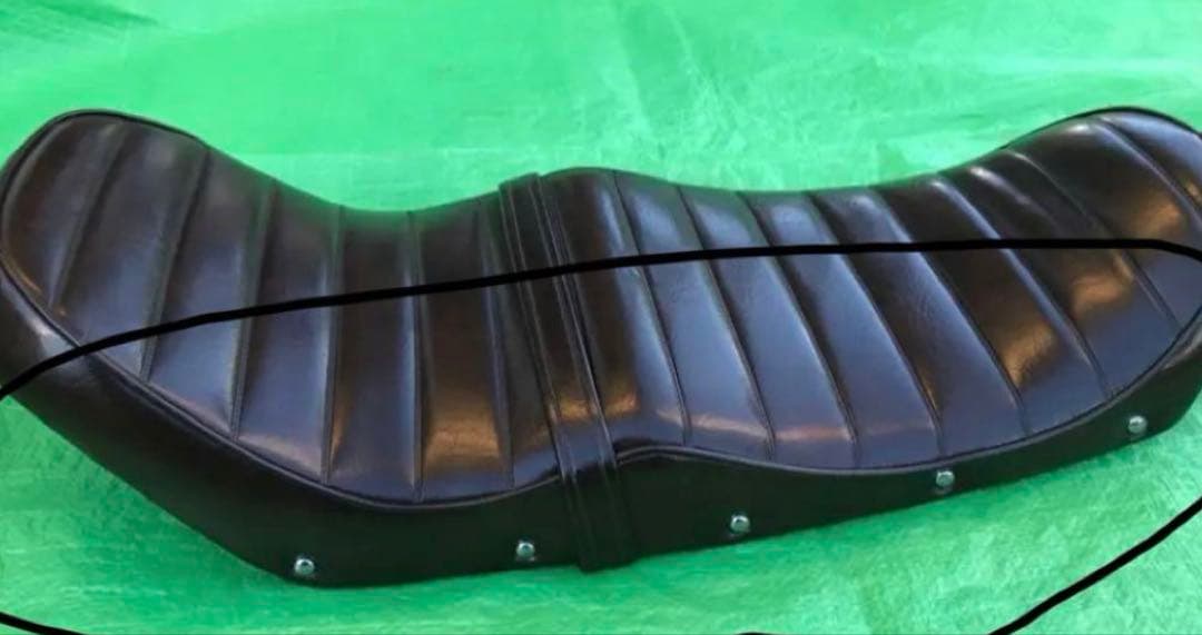 Kawasaki KH250〜400、250 〜400SS 黒色あんこ抜きシート