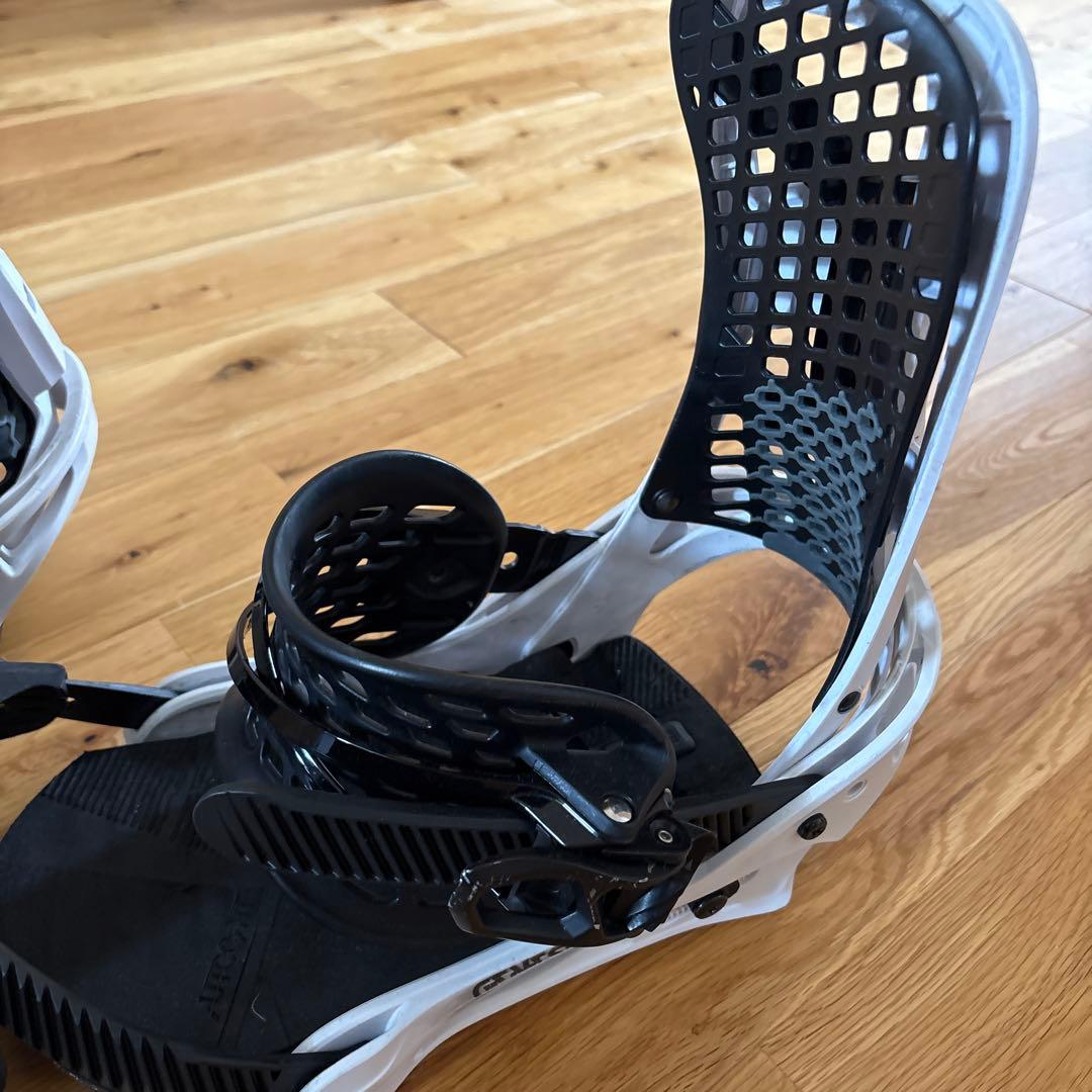 Burton Genesis ビンディング ホワイト/ブラック　Mサイズ