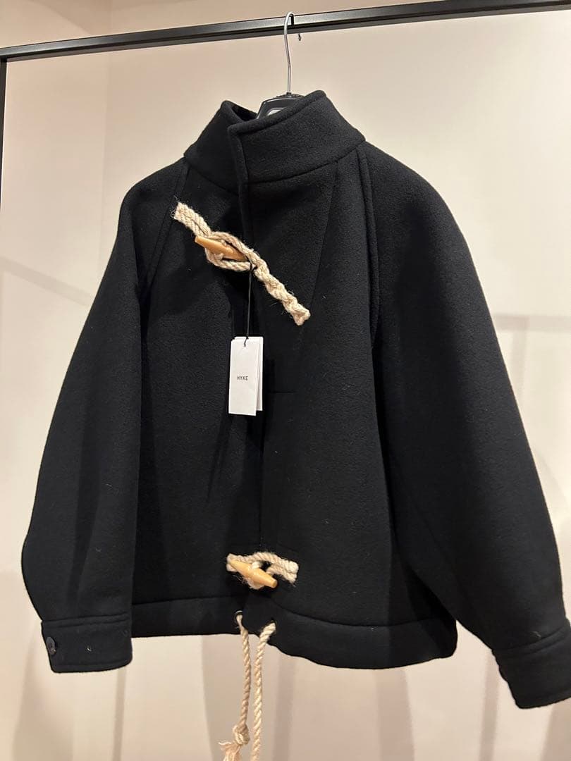 週末値下げ25AW HYKE DOUBL FACE DUFFLE JACKET