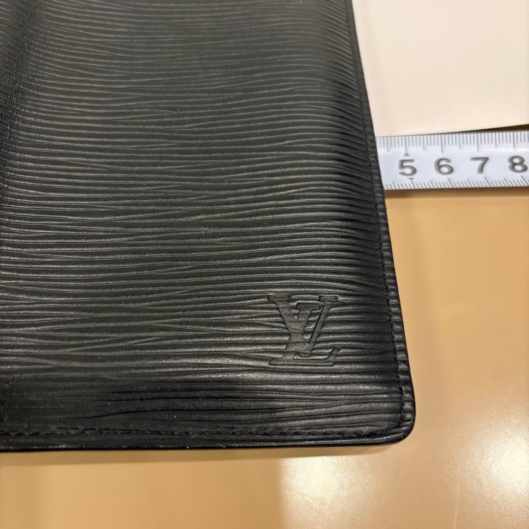 Louis Vuitton エピレザー 長財布 ブラック