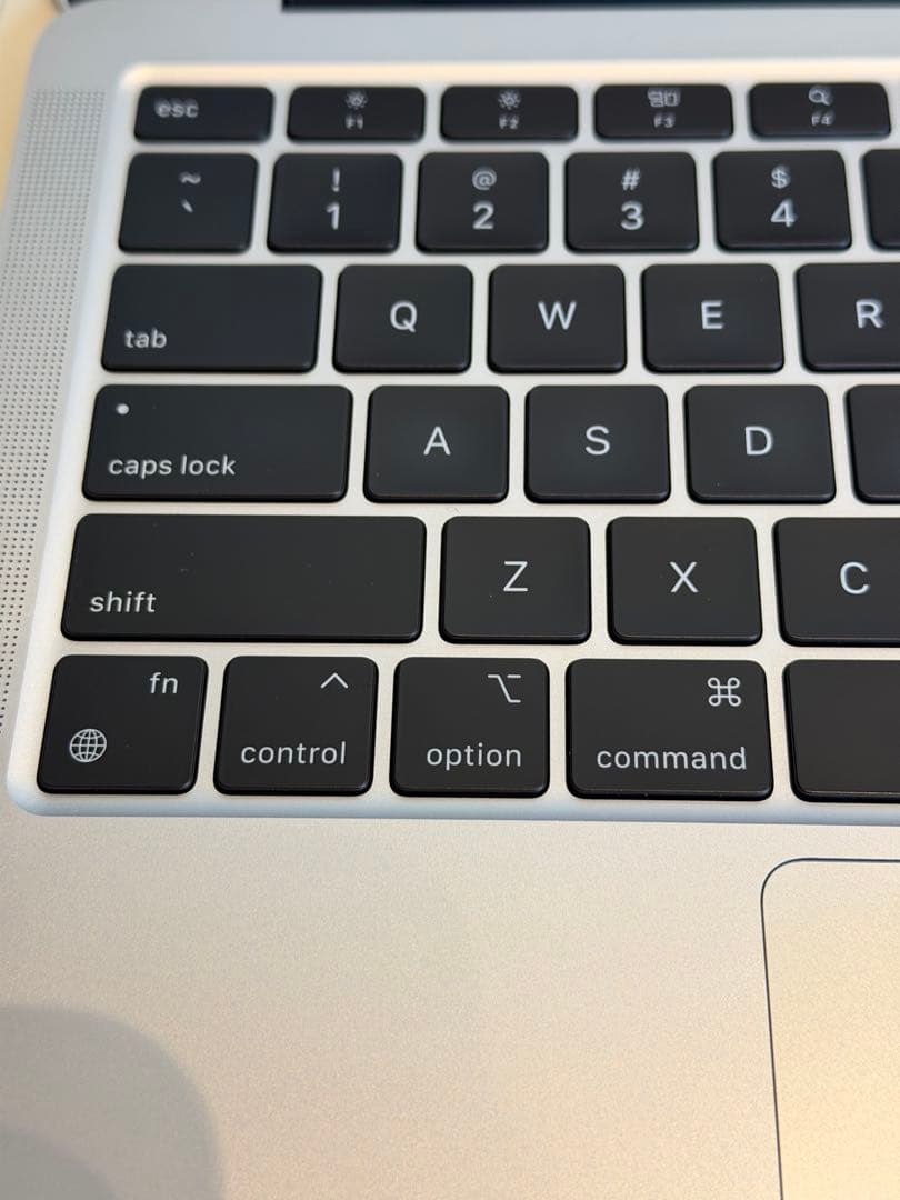 Apple MacBook Air (M1, 2020) シルバーUS