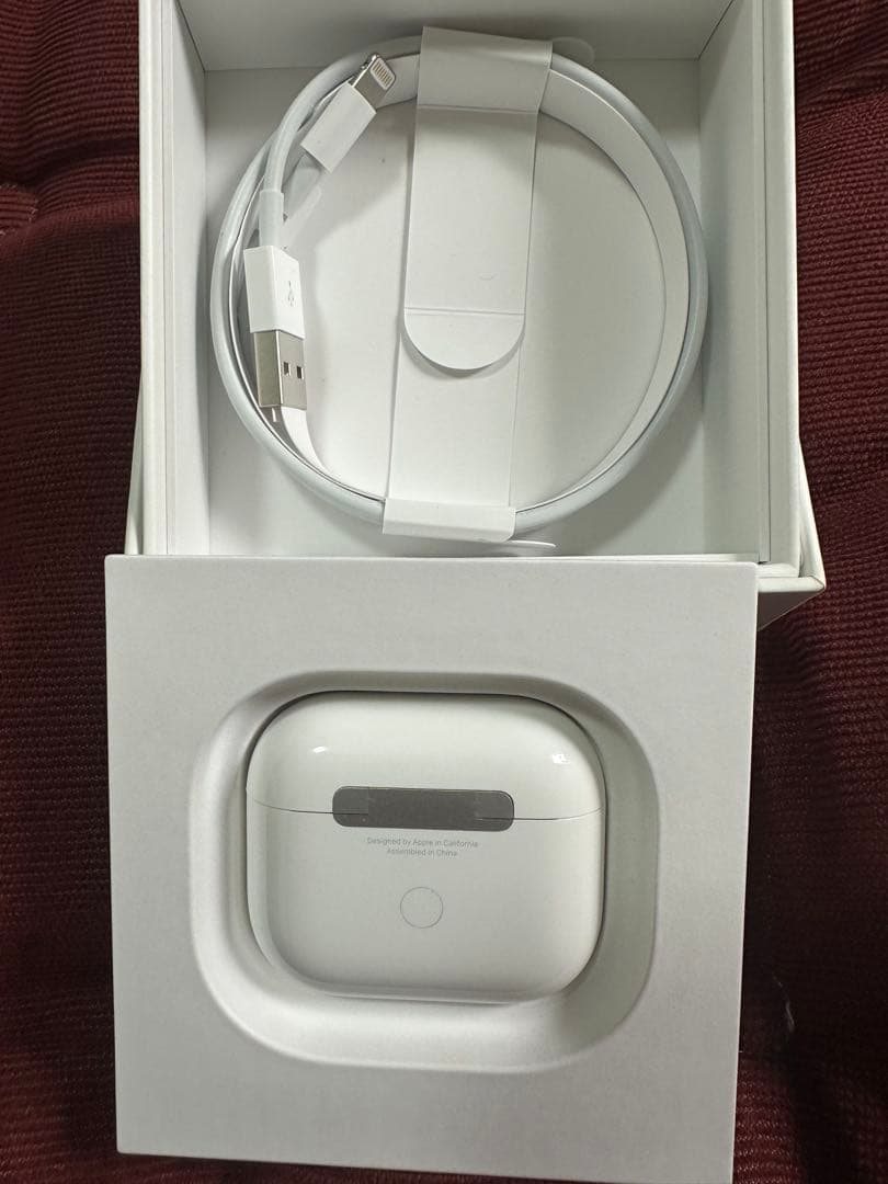 アップル正規品airpods第三世代