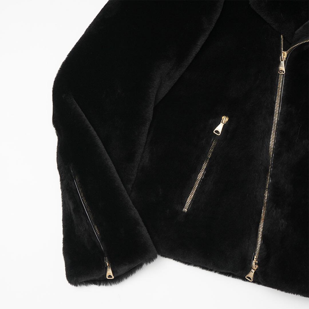 新品同様 エンメティEMMETI GIRO MERINOS ムートン 黒 48