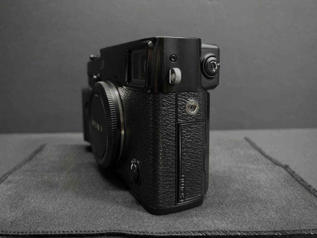 【テン出品】 FUJIFILM X-Pro2 ボディのみ