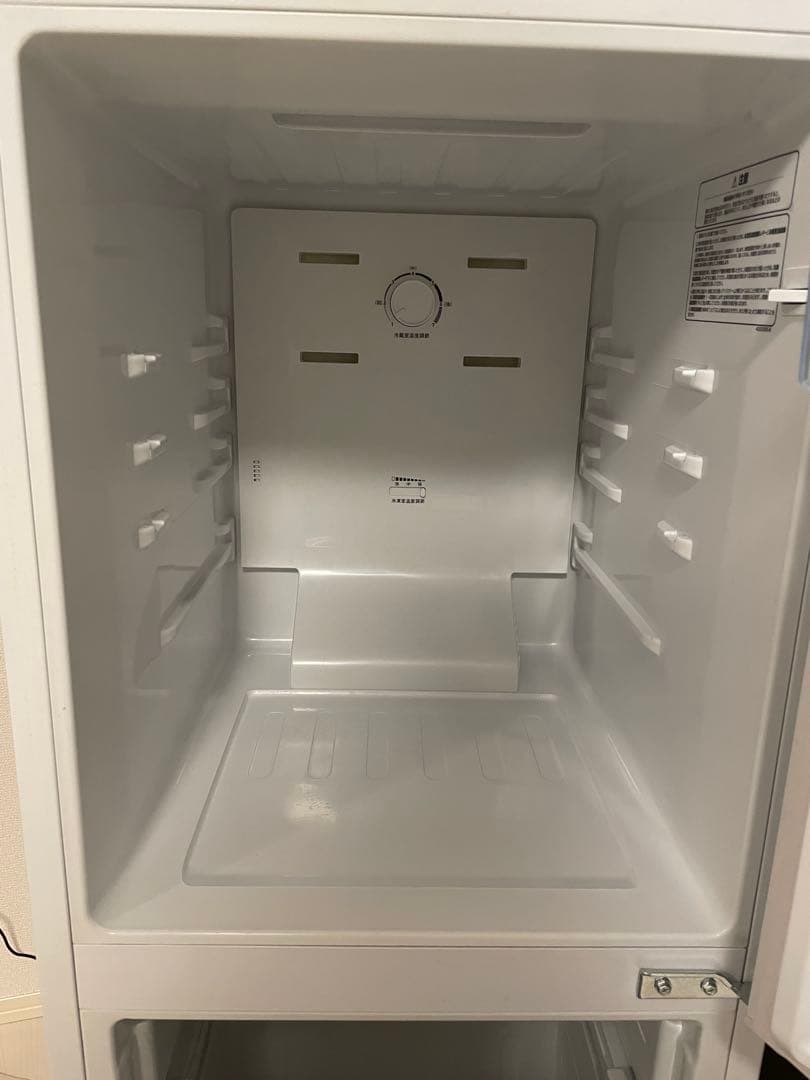 【送料込み】一人暮らし　小型　冷蔵庫135L＊やや美品＊