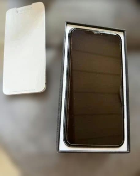 iPad本体 iPhone 11 Pro Max 256GB