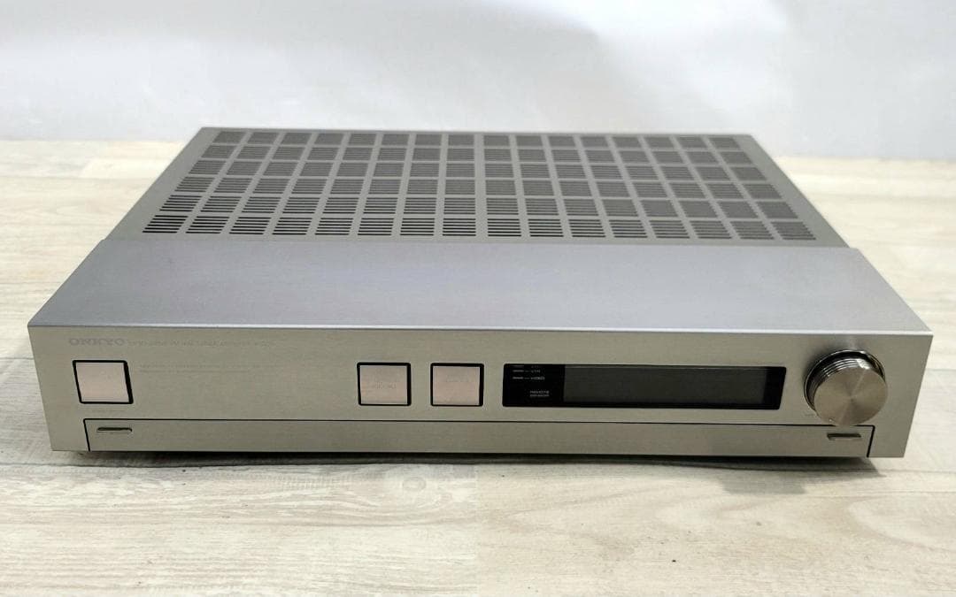 【良品】ONKYO オンキョー R-200 チューナーアンプ