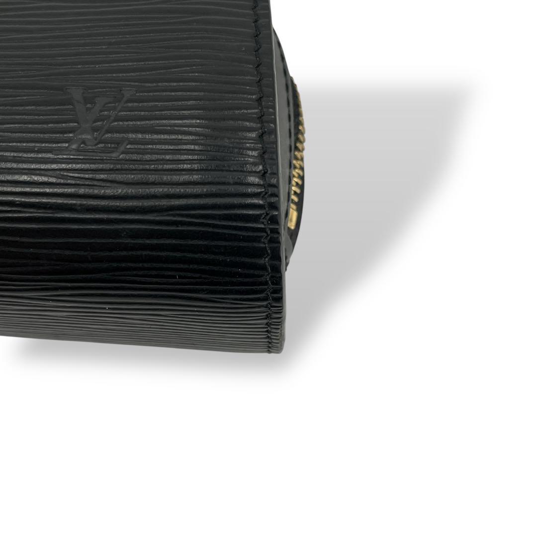 ルイヴィトン　ドーフィーヌPM ポーチ　エピ　小物入れ　ブラック　M48442