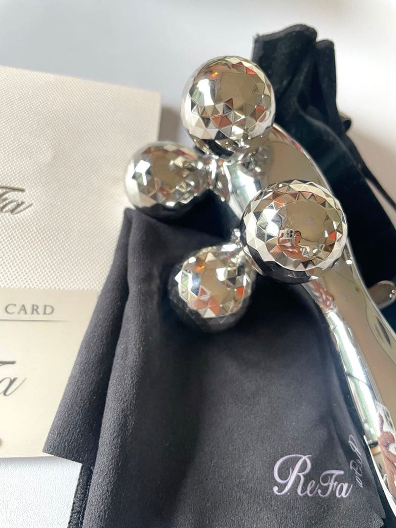 国内正規品！極美品！ReFaリファ フォーカラット フェイス&ボディ用マッサージ